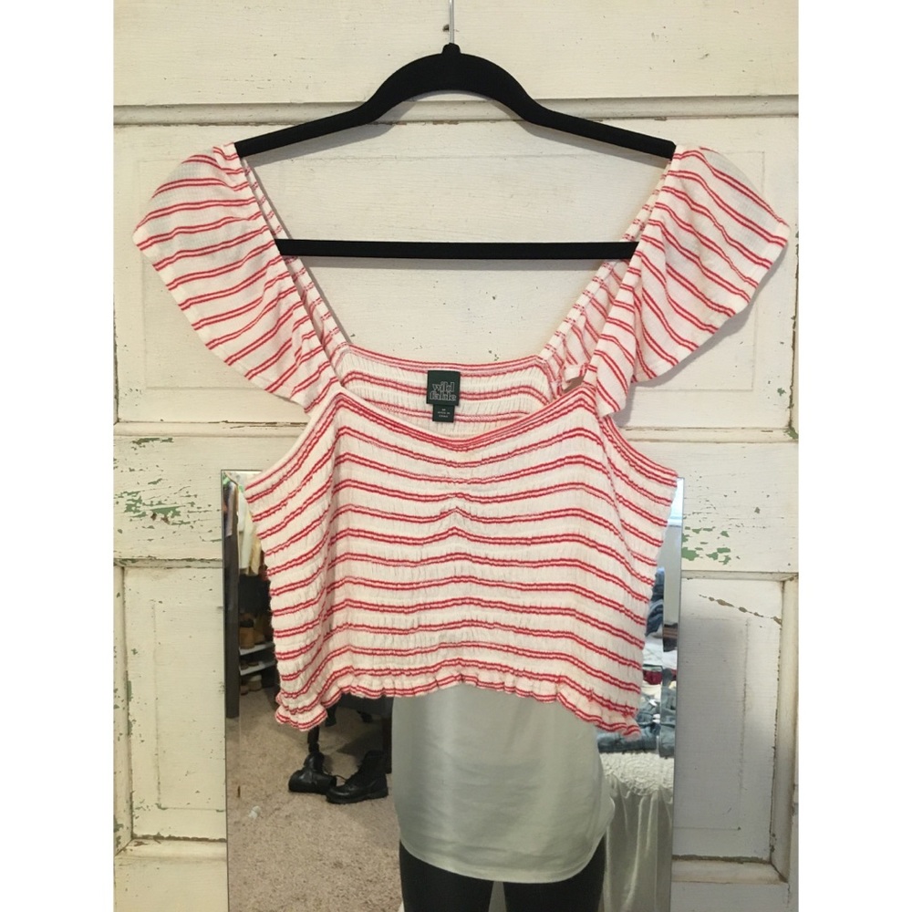 Size Medium Red and White Striped Top